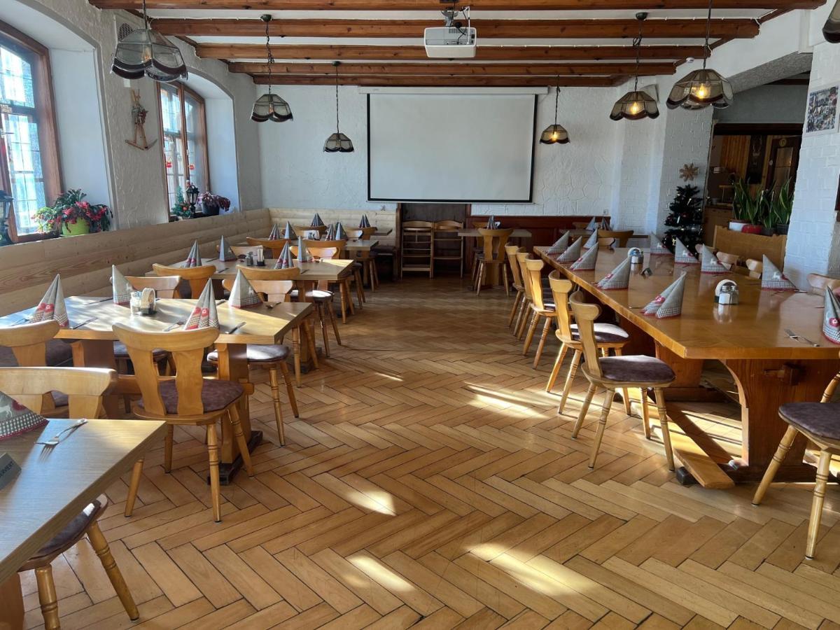 Gasthof Loewen Пфронтен Екстериор снимка