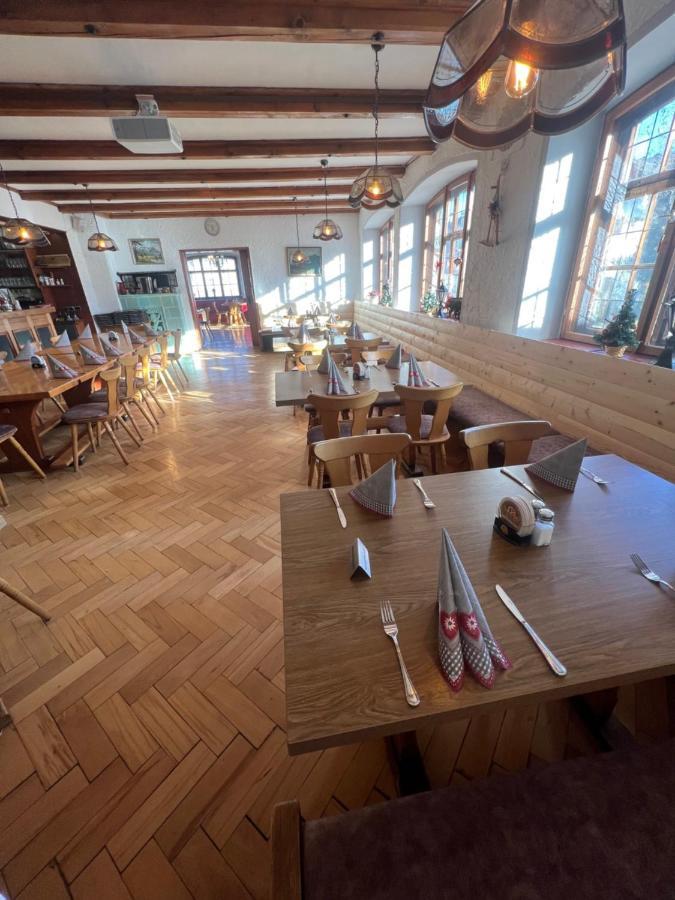Gasthof Loewen Пфронтен Екстериор снимка